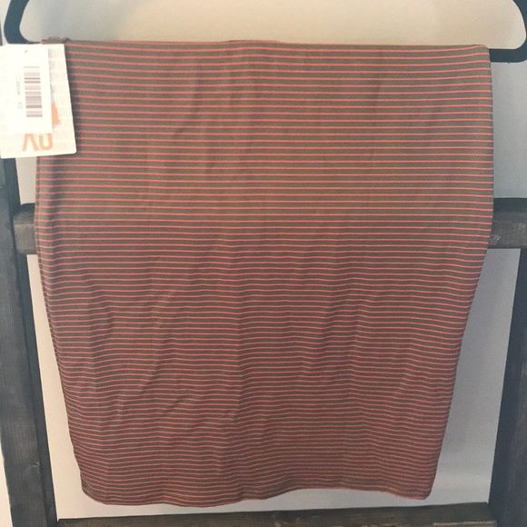 LuLaRoe Dresses & Skirts - Last chance before donating: NWT LuLaRoe Cassie